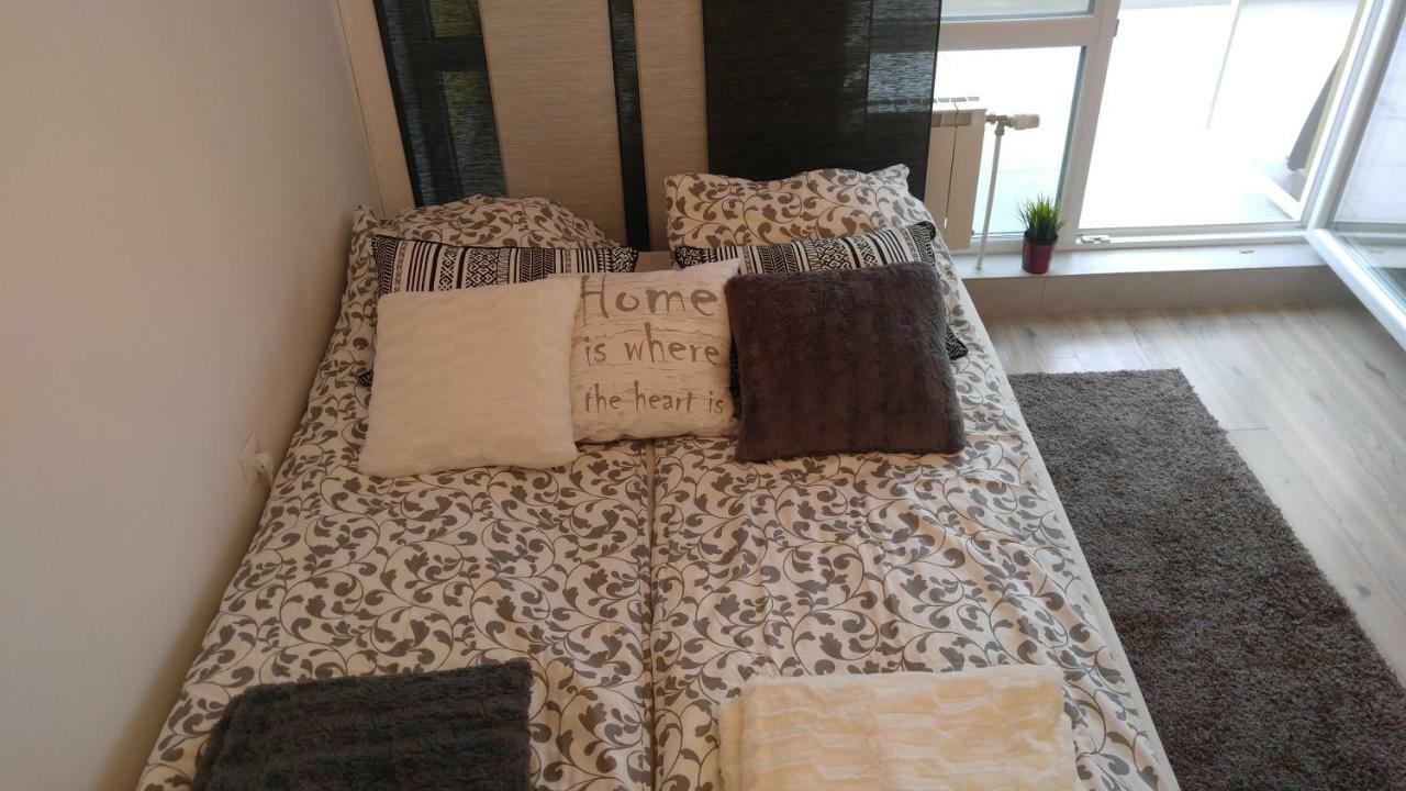Modern Apartment Sofia Center المظهر الخارجي الصورة