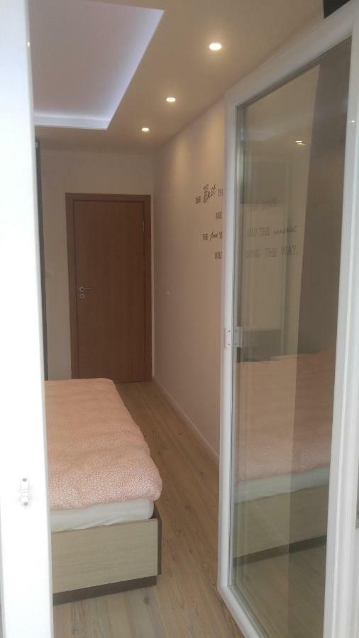 Modern Apartment Sofia Center المظهر الخارجي الصورة