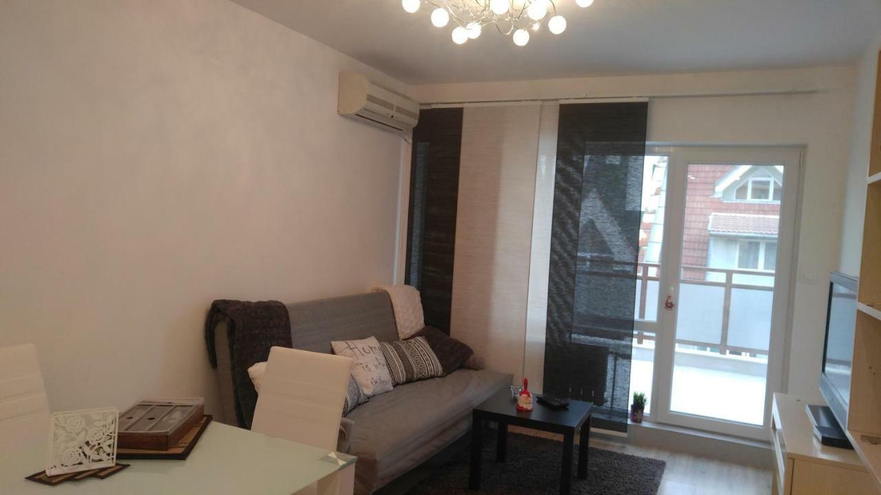 Modern Apartment Sofia Center المظهر الخارجي الصورة